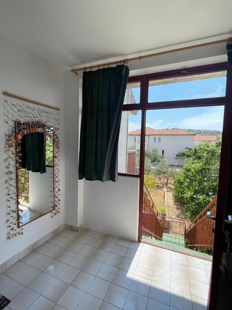 Guesthouse Davorka Bijelic Murter Phòng bức ảnh