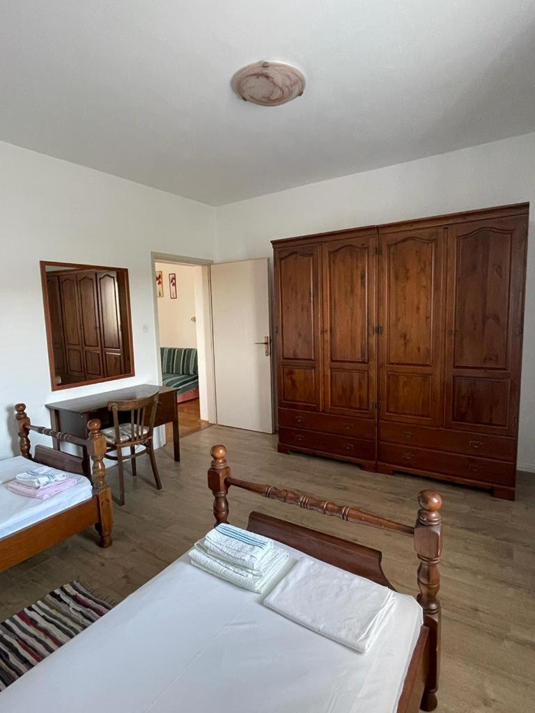Guesthouse Davorka Bijelic Murter Phòng bức ảnh